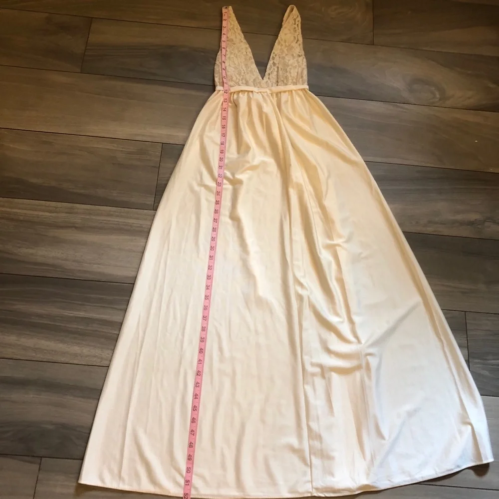 Vintage Alice Maloof Nightgown Plunge V Neck Lace Ivory Saks Fifth Avenue - Picture 1 of 10